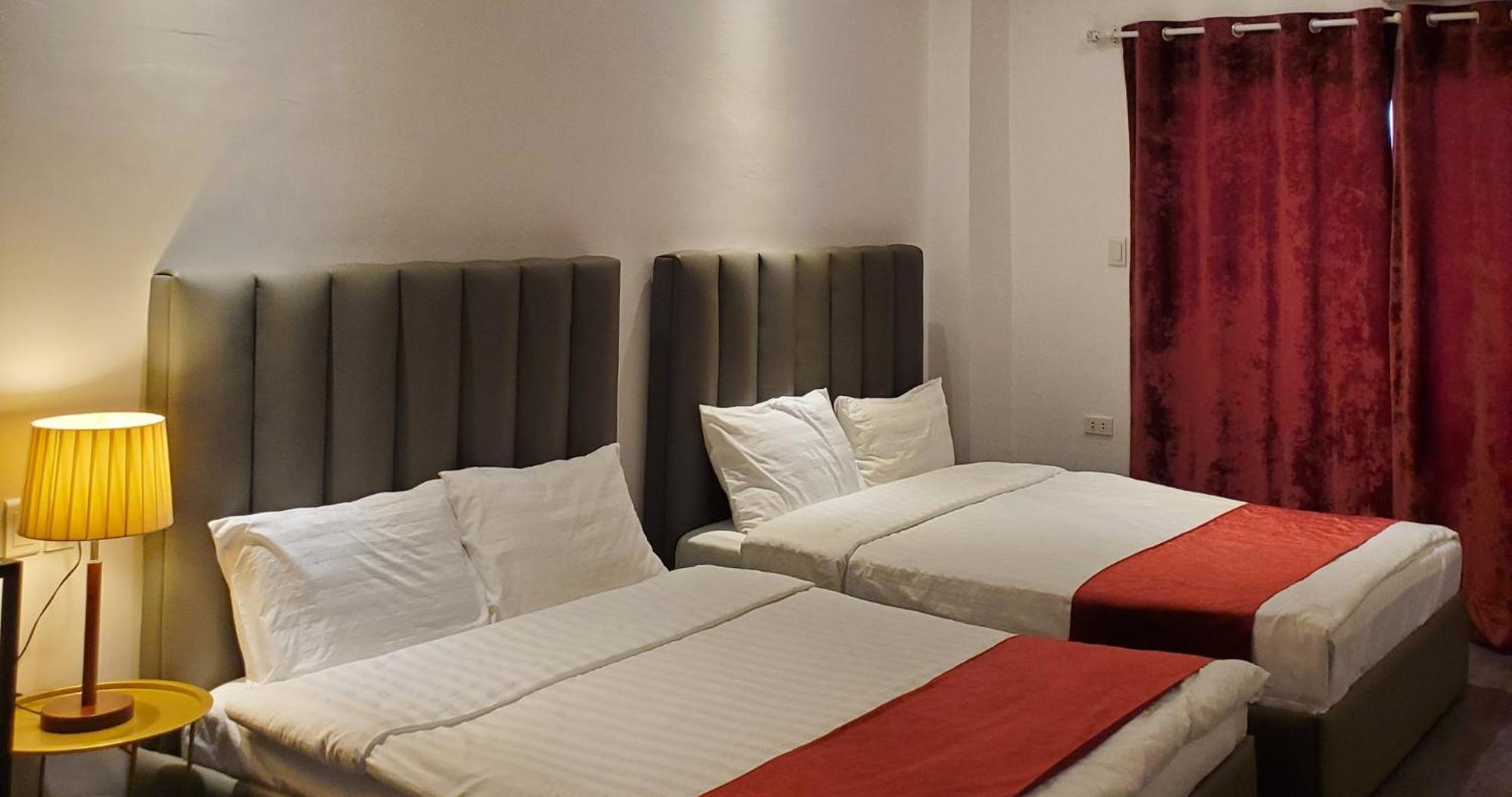Aston Stay And Villas Mabalacat Exterior foto