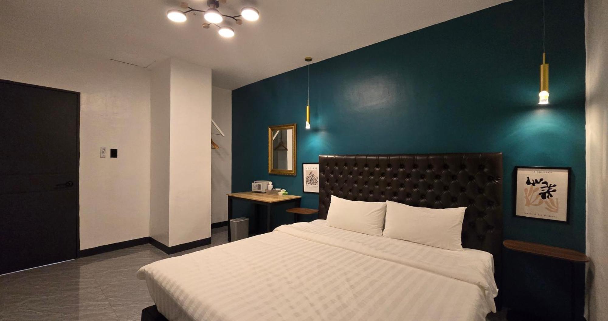 Aston Stay And Villas Mabalacat Exterior foto